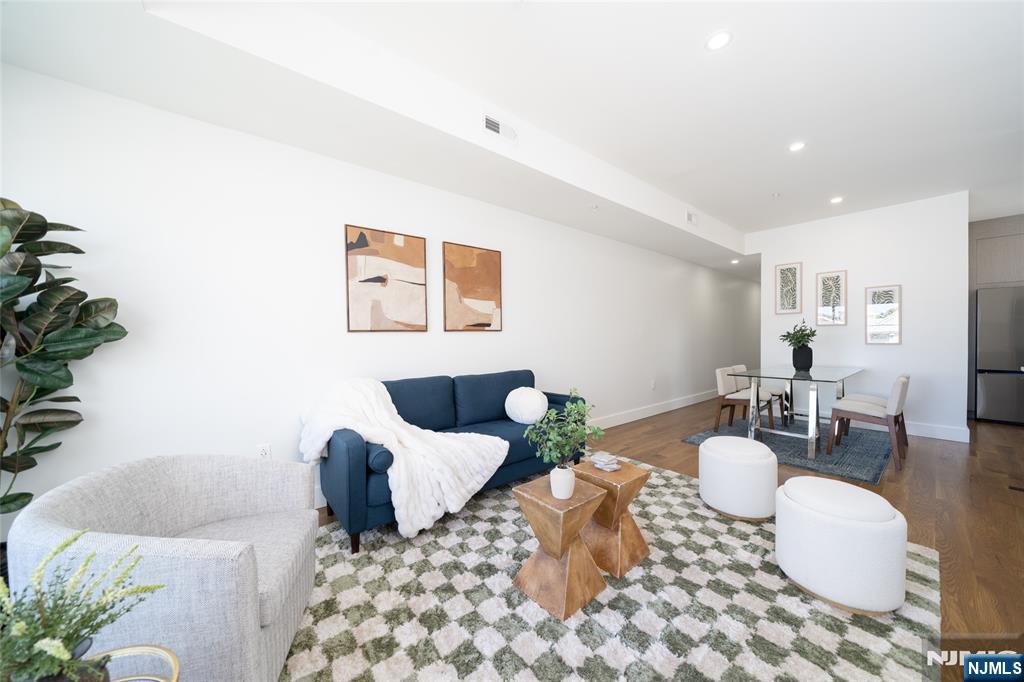 67 Virginia Avenue 3 - Photo 3