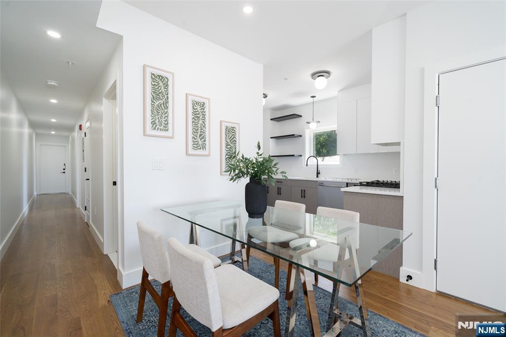 67 Virginia Avenue 3 - Photo 5