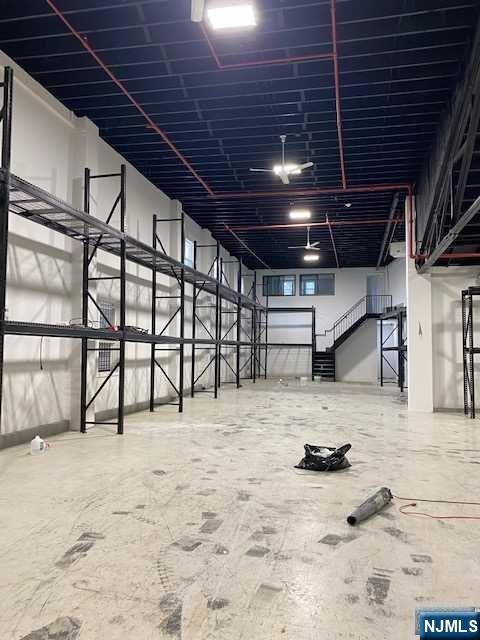 1038 Main Avenue - Photo 3