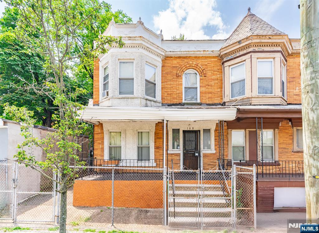 Homes for sale in Newark, NJ | 108 11Th Ave, Newark, NJ 07107 | MLS# 25026275
