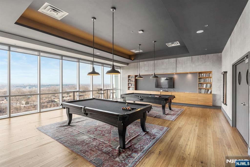 1 Executive Drive 204 - Photo 5