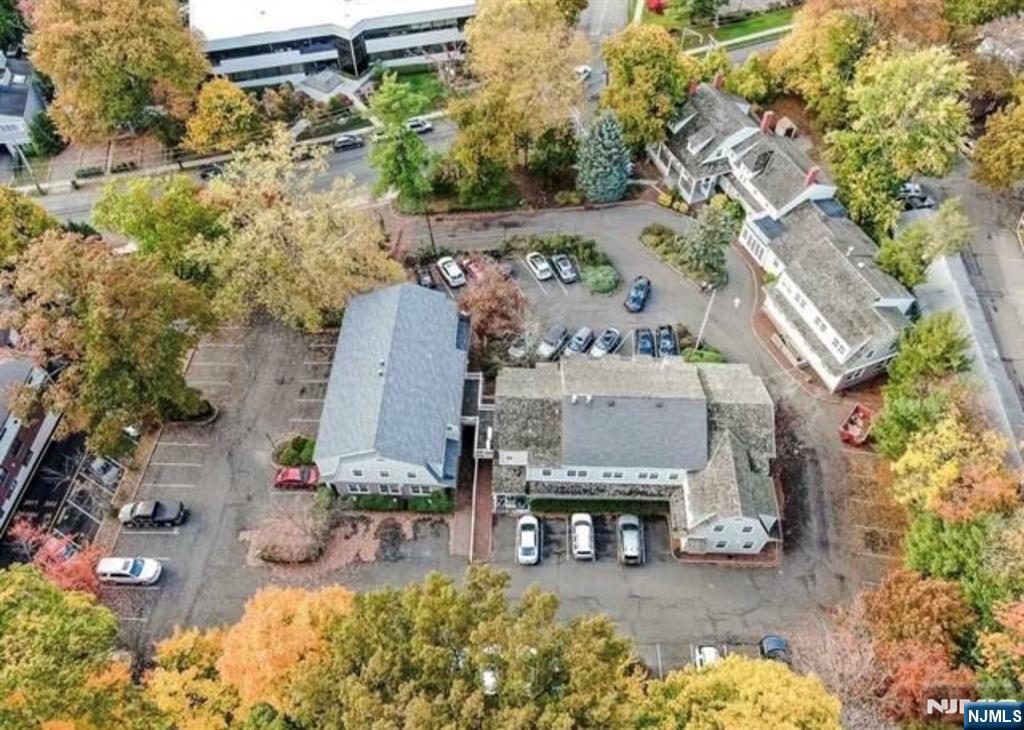 285 Grand Avenue B1 #1C - Photo 2