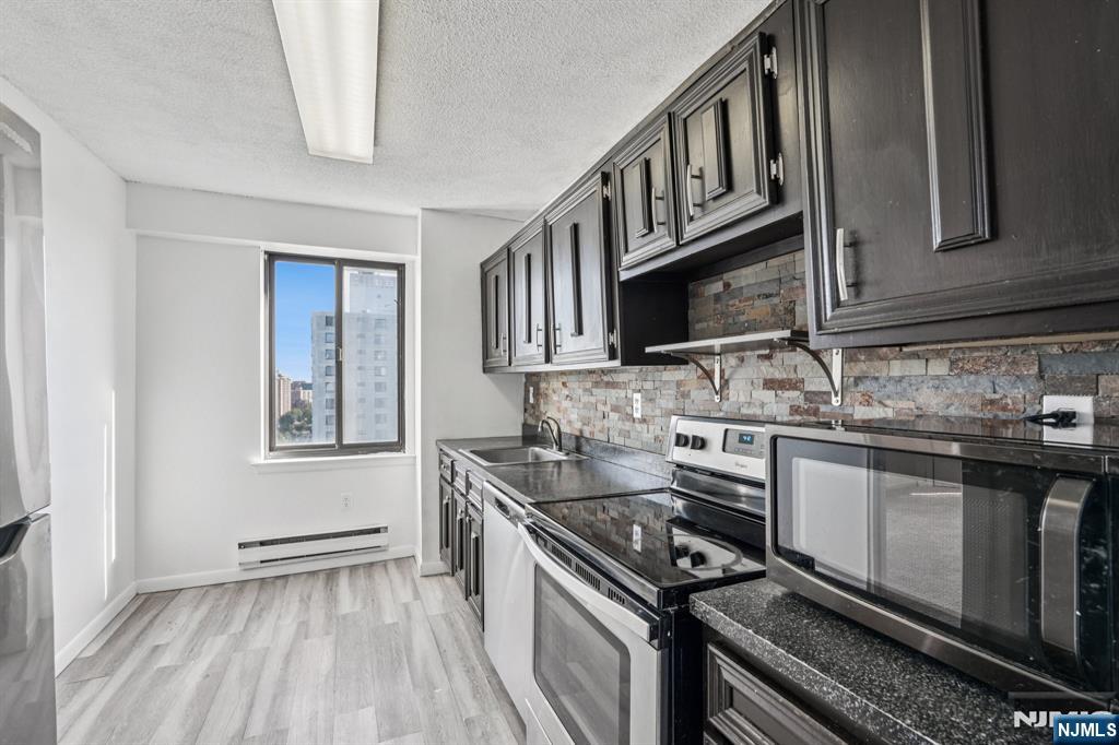 307 Prospect Ave #16A, Hackensack, NJ 07601