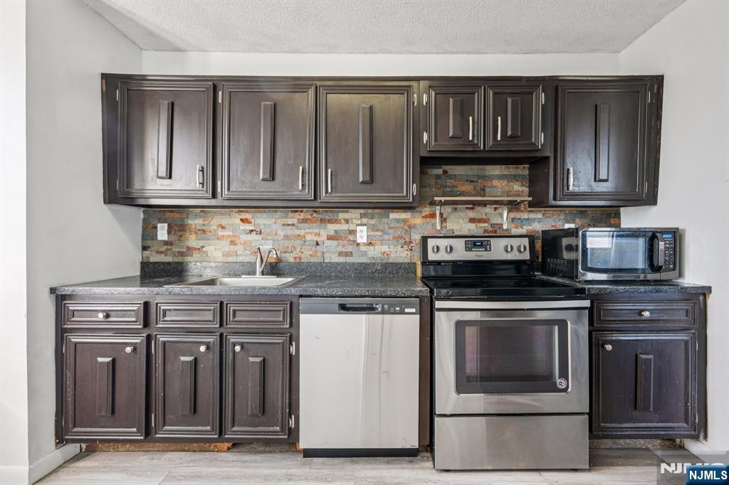 307 Prospect Ave #16A, Hackensack, NJ 07601