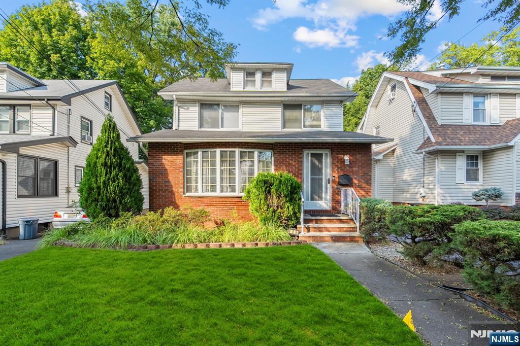 36 Hasbrouck Place, Rutherford, NJ, 07070