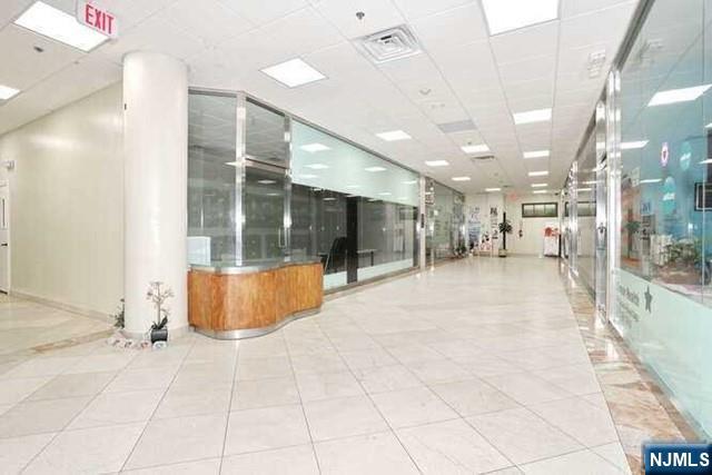 7 Broad Avenue 202 - Photo 15