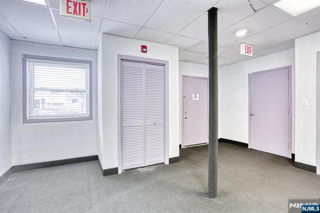 24 Lakeside Avenue UNIT 1 lower level, Pompton Lakes, NJ, 07442