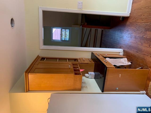 166 Herrick Ave, Teaneck, NJ 07605