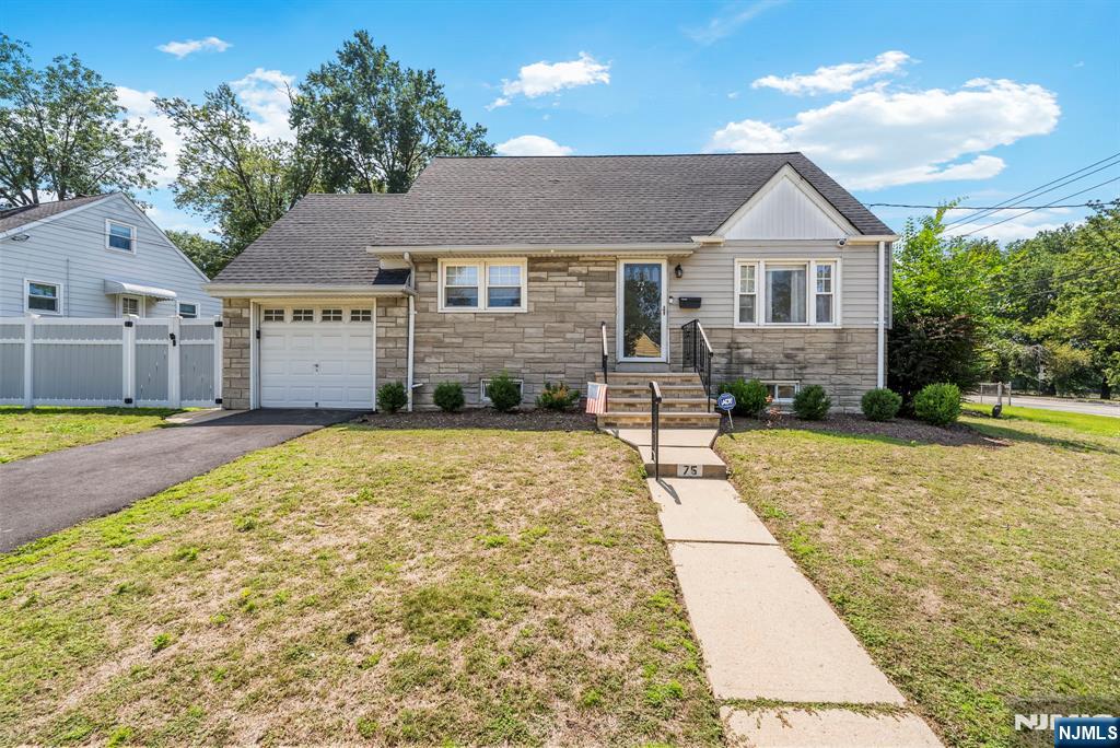 75 Birchwood Dr, North Arlington, NJ 07031