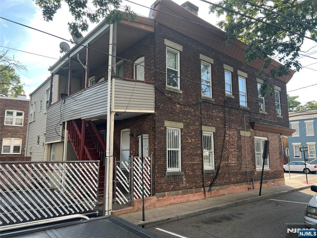 96 Heckel Street - Photo 1