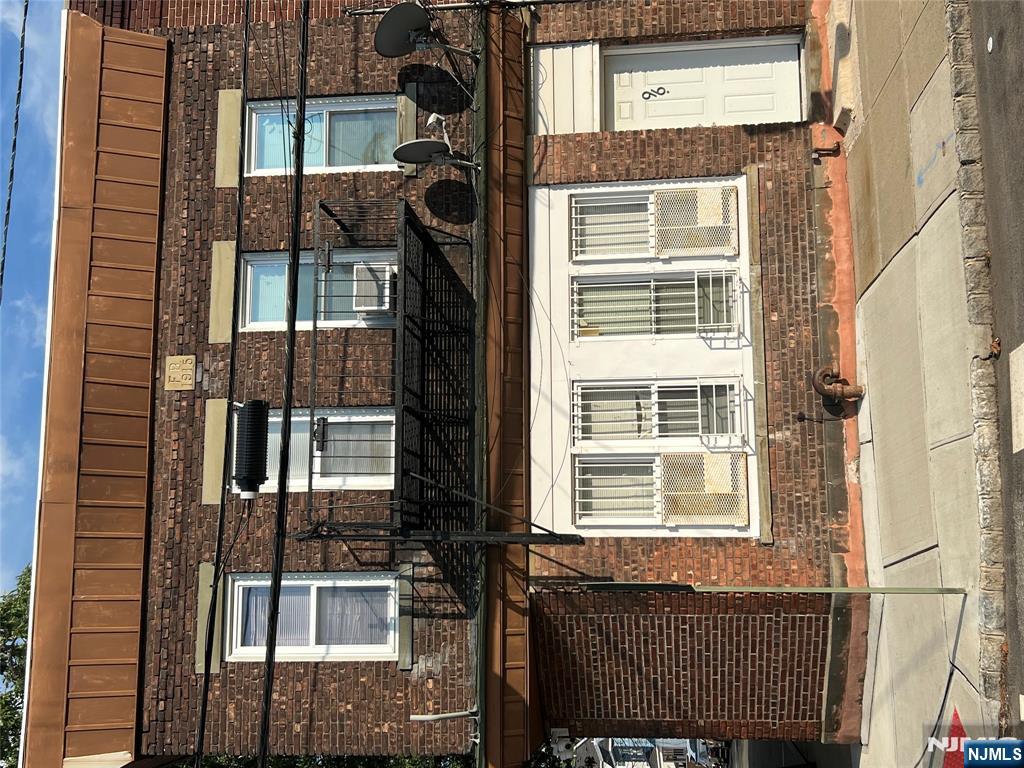 96 Heckel Street - Photo 2