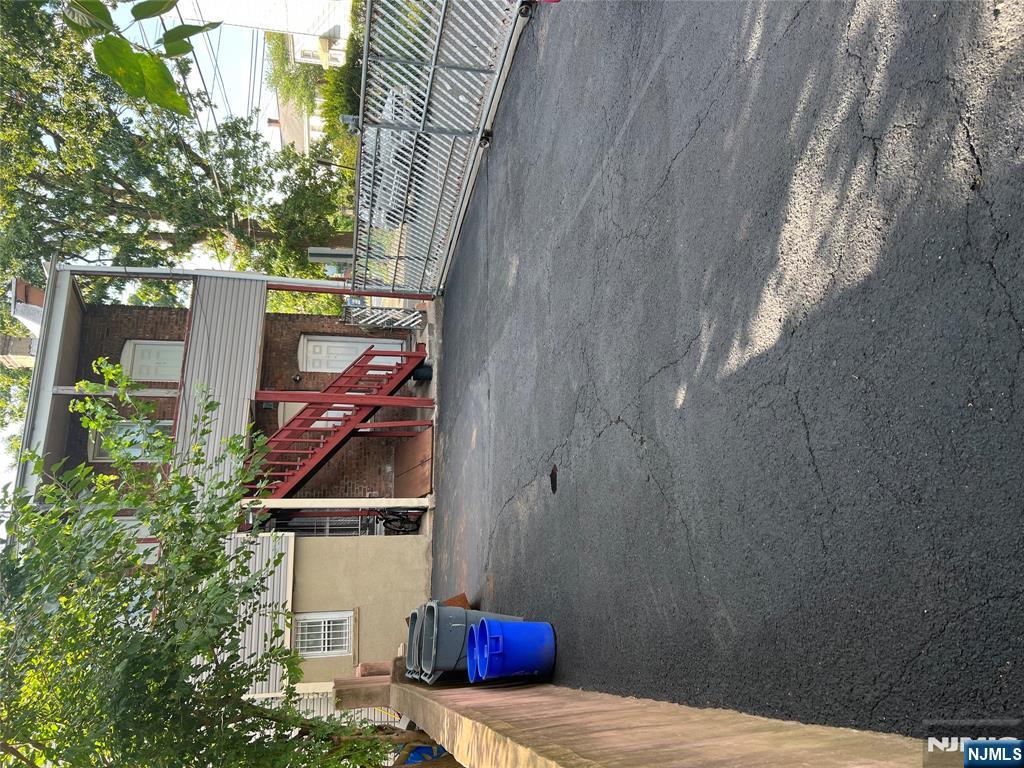 96 Heckel Street - Photo 3