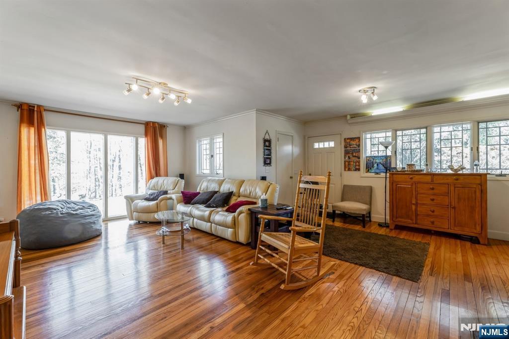 58 Taillon Terrace - Photo 2