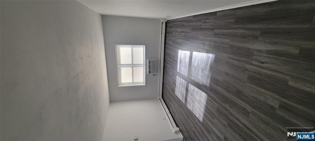 960 Main Street 4 - Photo 3