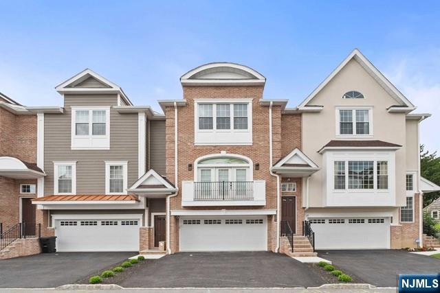 105 Brandon Court - Photo 2