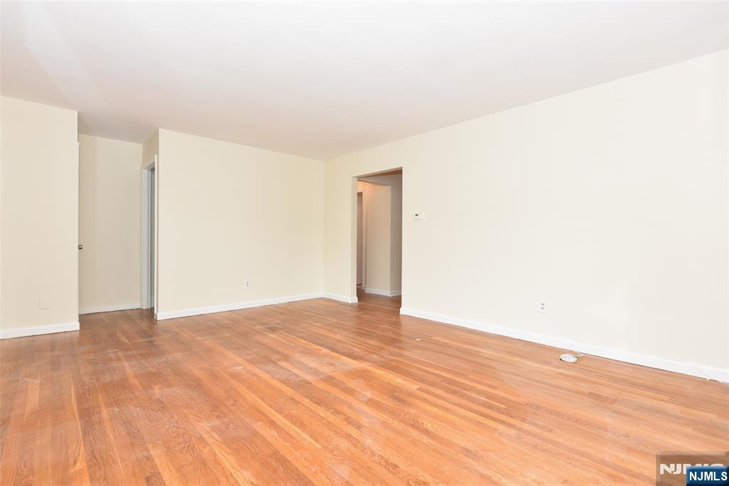 685 Mabie Street - Photo 4