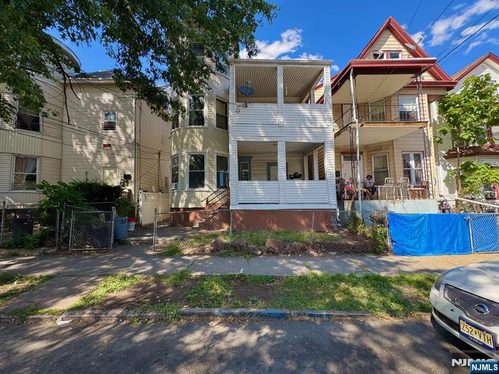 475 Park Avenue - Photo 4