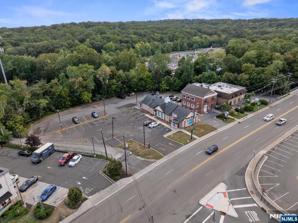 24 Wyckoff Avenue — photo 41