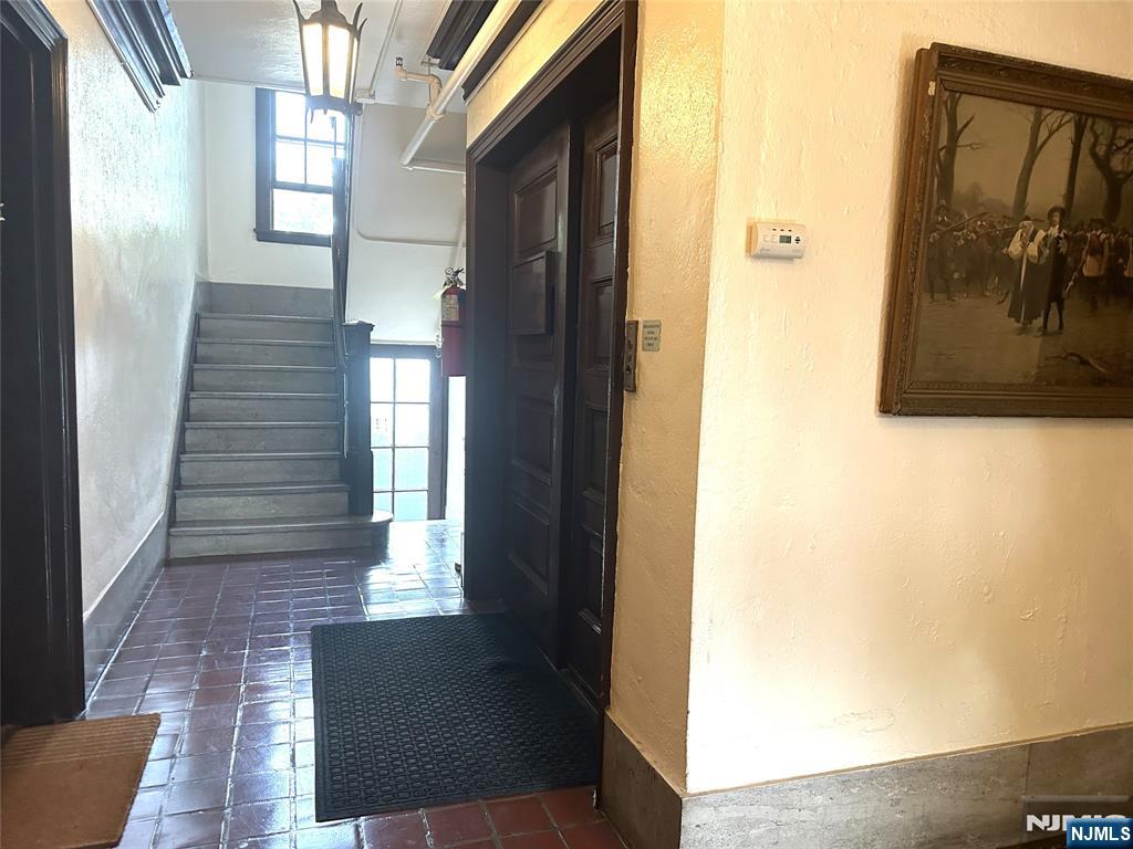 275 Engle Street J4 - Photo 5