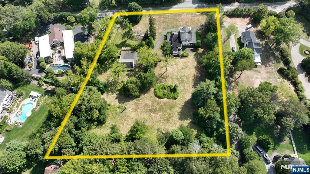 235 Wearimus Road, Ho-Ho-Kus NJ — listing photo