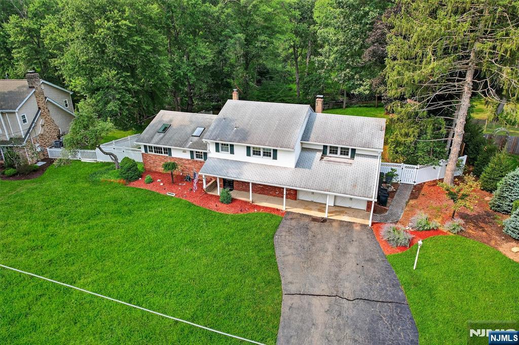 Homes for sale in River Vale, NJ | 820 Clauss Ln, River Vale, NJ 07675 | MLS# 25031455