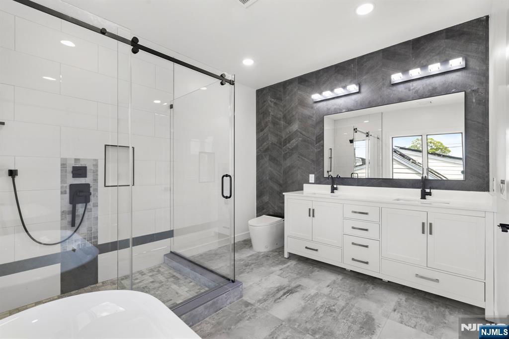 93 Crescent Avenue — photo 13