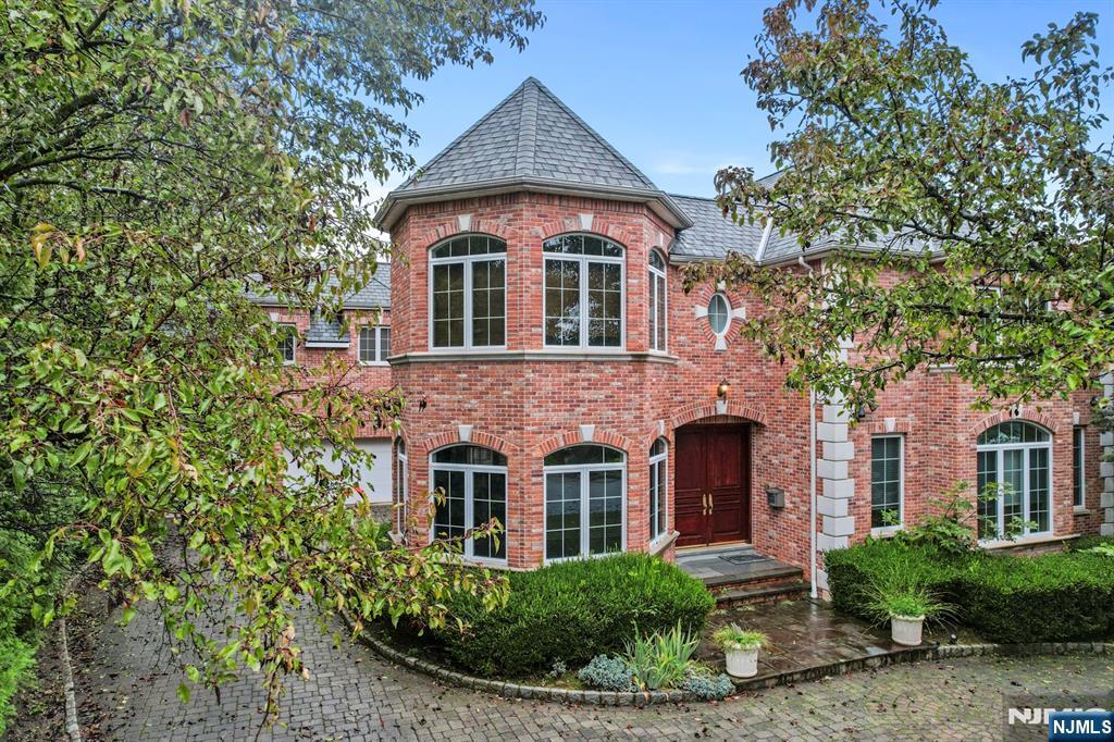 1 Euclid Road - Photo 3