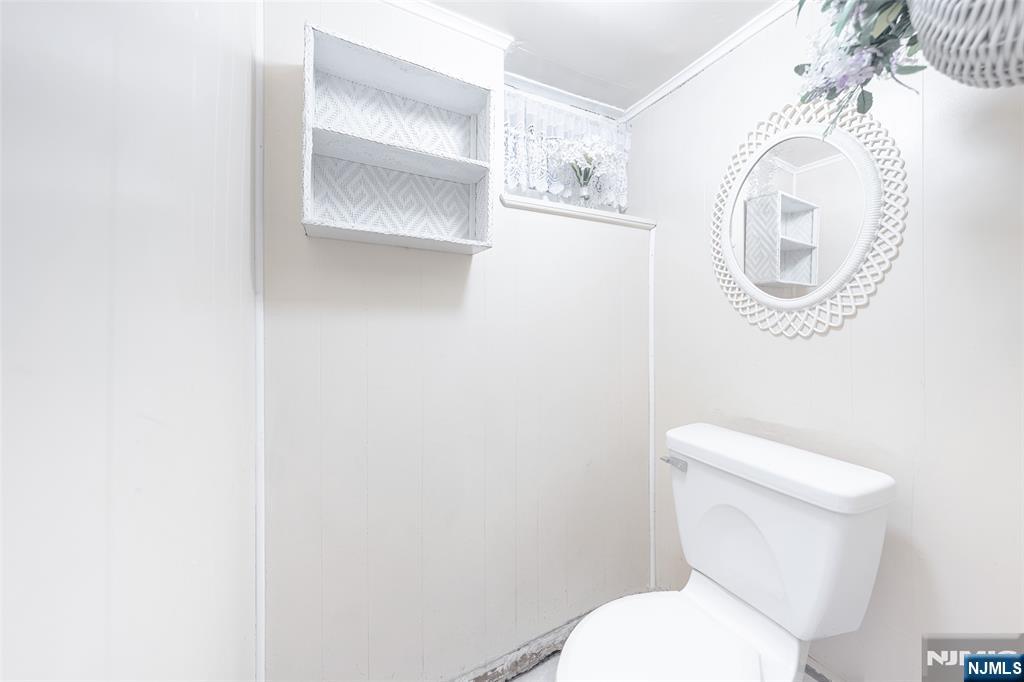 85 Paulin Boulevard, Leonia, NJ, 07605