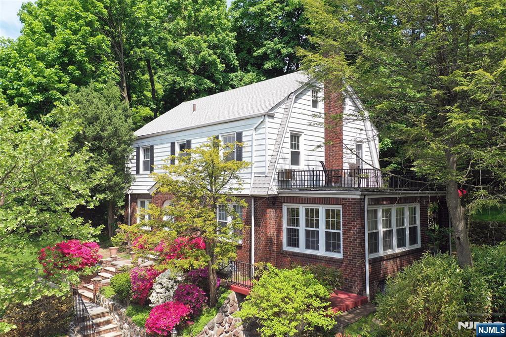 85 Paulin Boulevard, Leonia, NJ, 07605