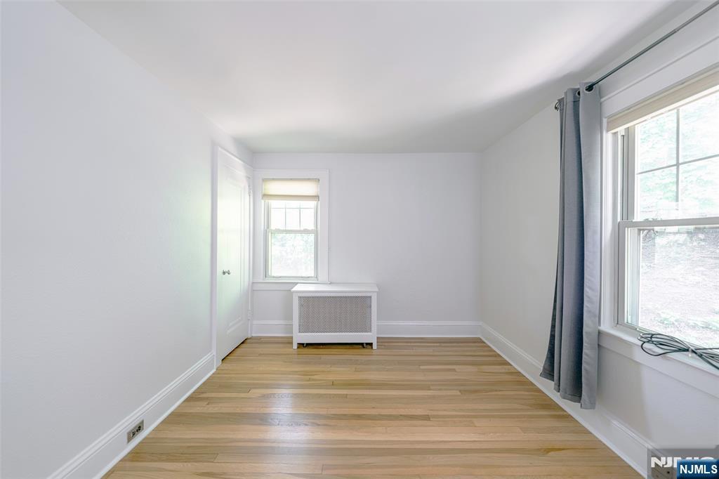 85 Paulin Boulevard, Leonia, NJ, 07605