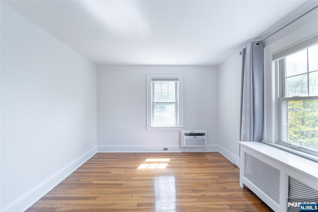 85 Paulin Boulevard, Leonia, NJ, 07605