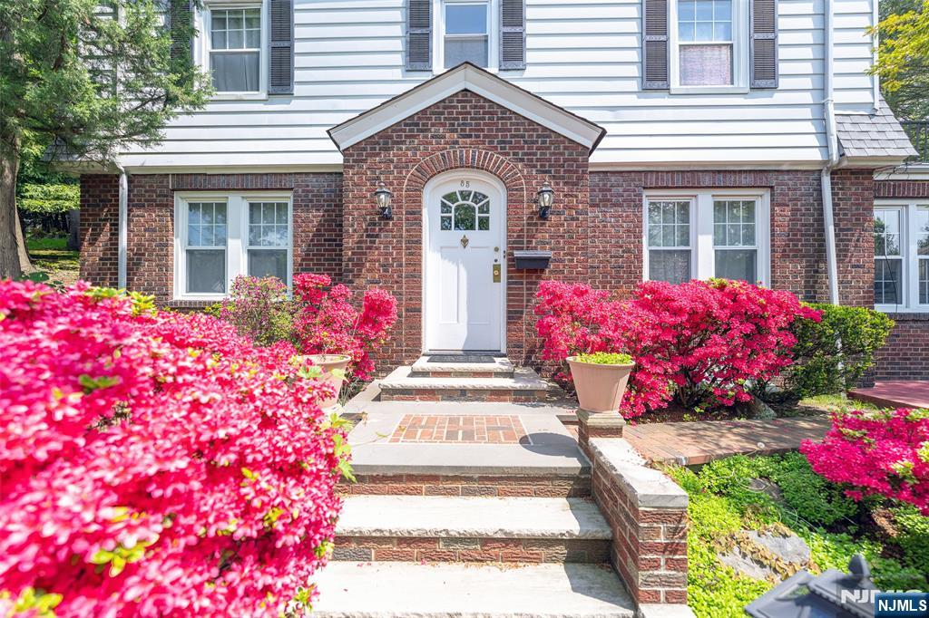 85 Paulin Boulevard, Leonia, NJ, 07605