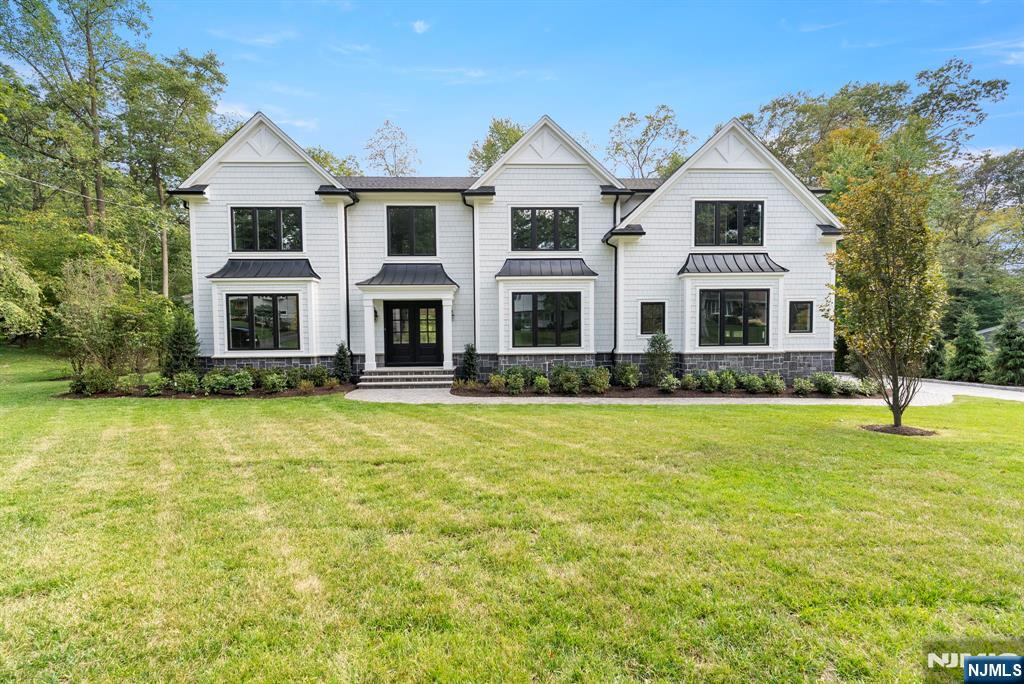 Homes for sale in River Vale, NJ | 559 Stellman Dr, River Vale, NJ 07675 | MLS# 25032591