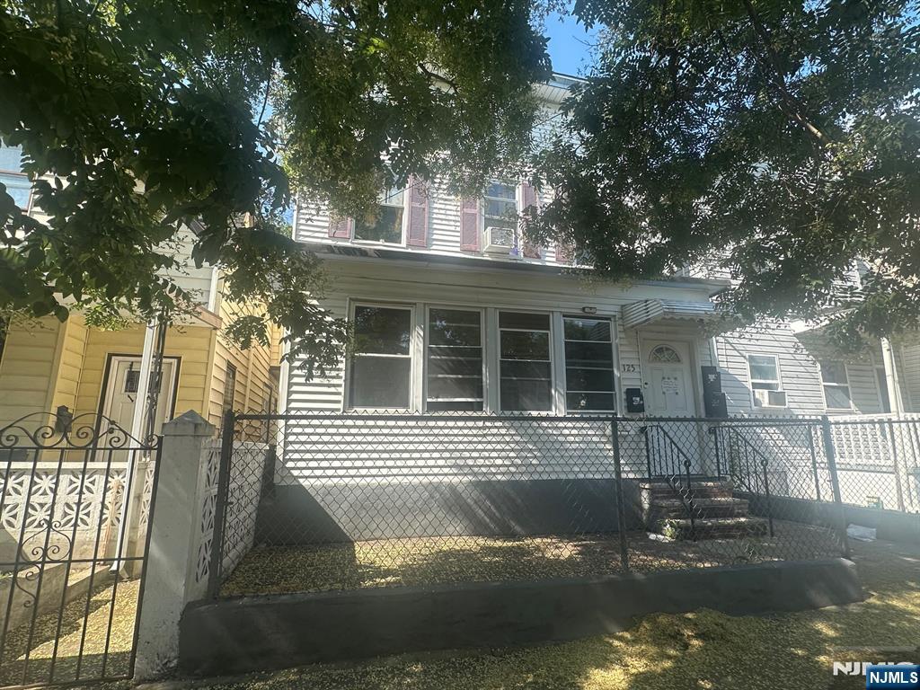 125 Pearl Street