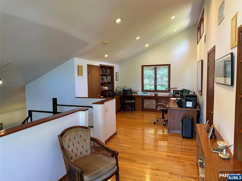 26 Daniel Court, Woodcliff Lake, NJ, 07677