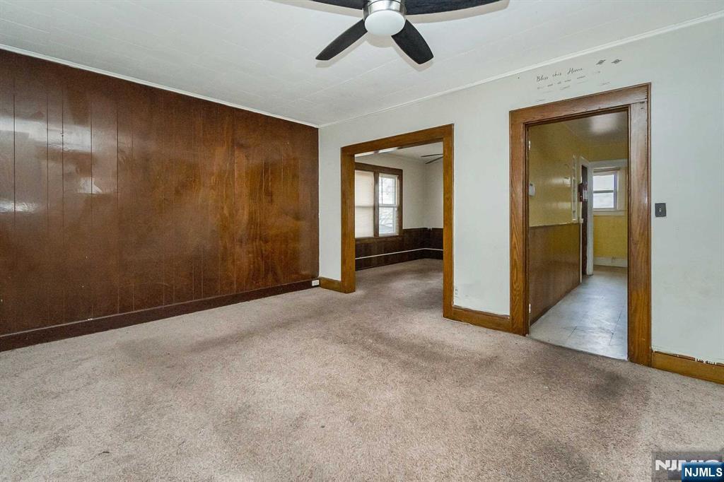 424 E 4th Avenue - Photo 3