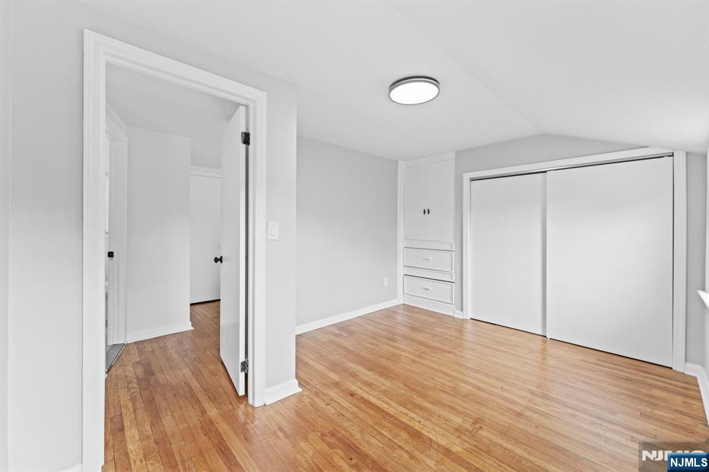 18 Farmingdale Avenue