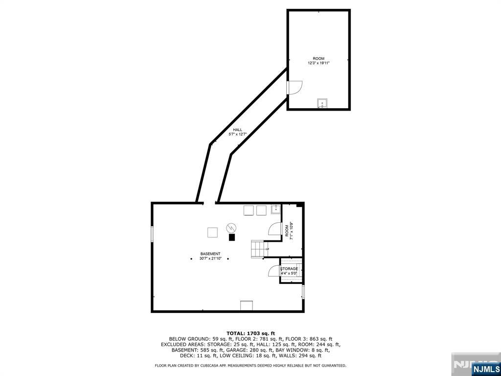 18 Farmingdale Avenue