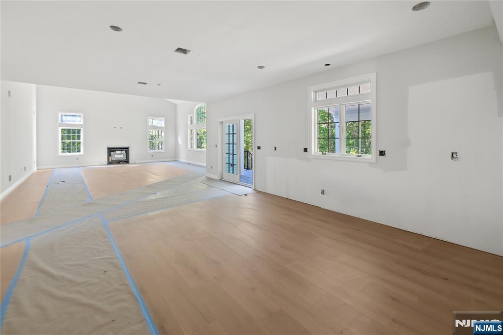 704 Orangeburgh — photo 11
