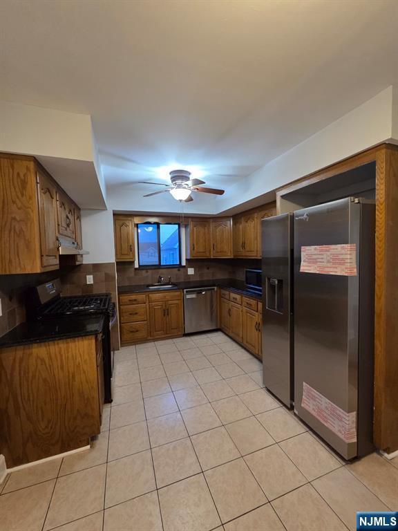 730 5th Street 2nd floor - Photo 3