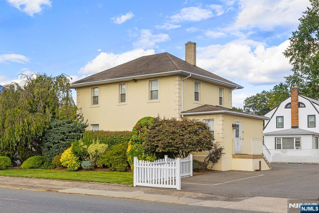 277 Jefferson Avenue, Cresskill, NJ, 07626