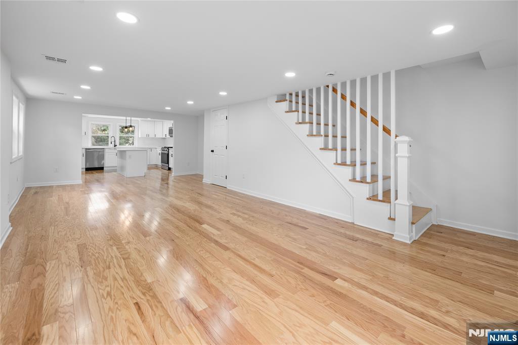 206 Linden Avenue - Photo 3