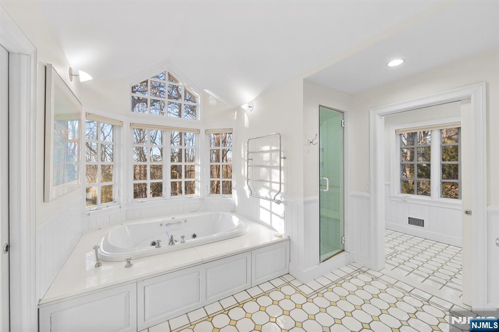3 Lambs Lane, Cresskill, NJ 07626 Listing Photo  33