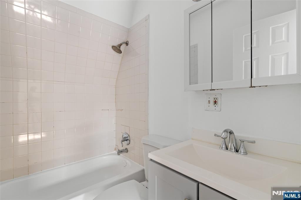 53 Rose Terrace, Newark, NJ, 07108