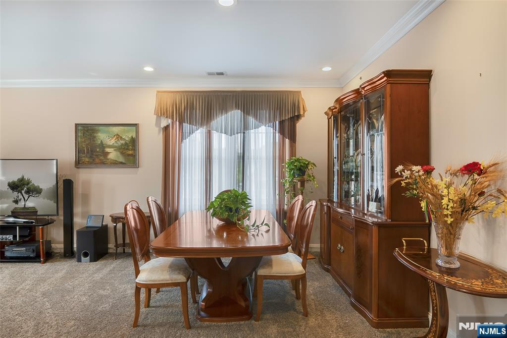 43 Elston Court 301 - Photo 5