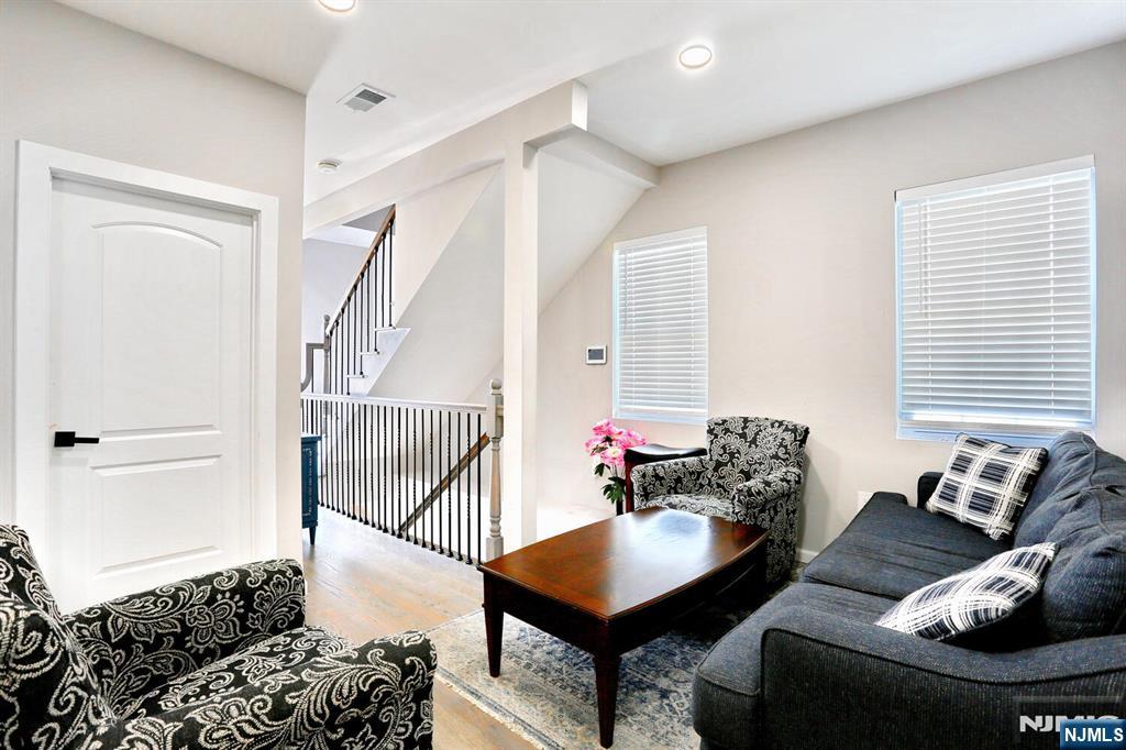 16 Boyd Street - Photo 5