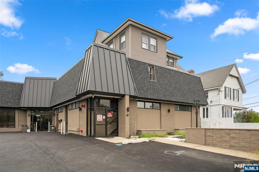 186 Saddle River Road, Saddle Brook, NJ, 07663