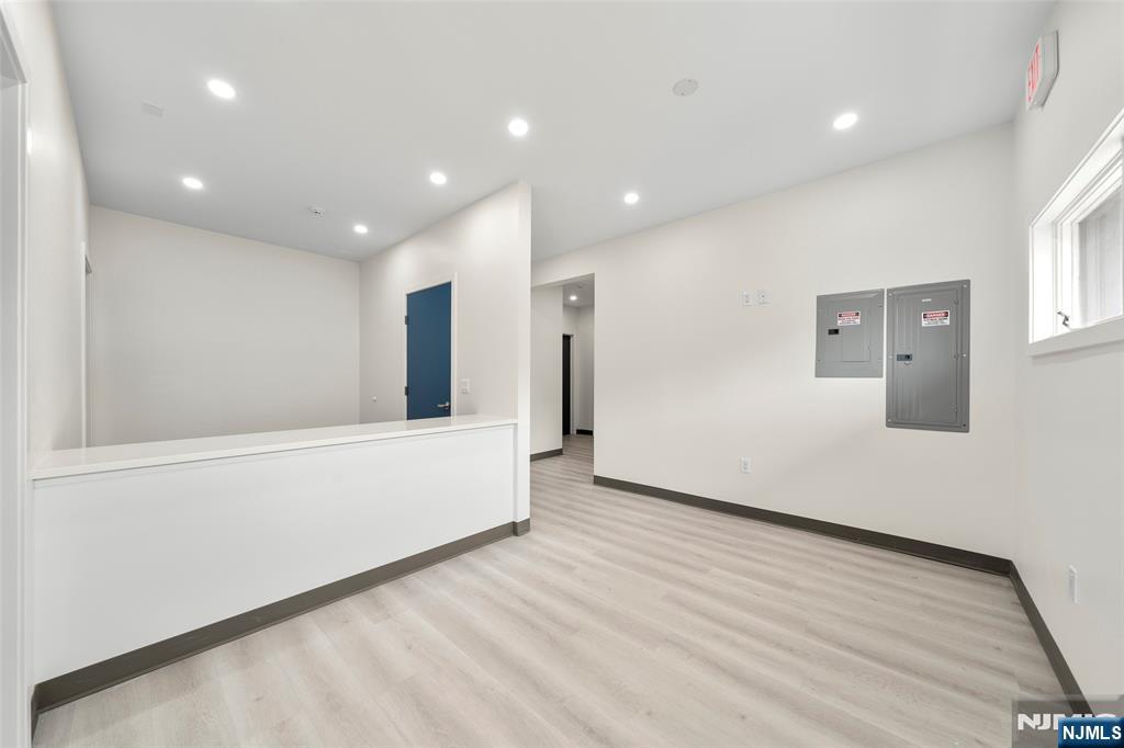 35 Pangborn Place 1 - Photo 4