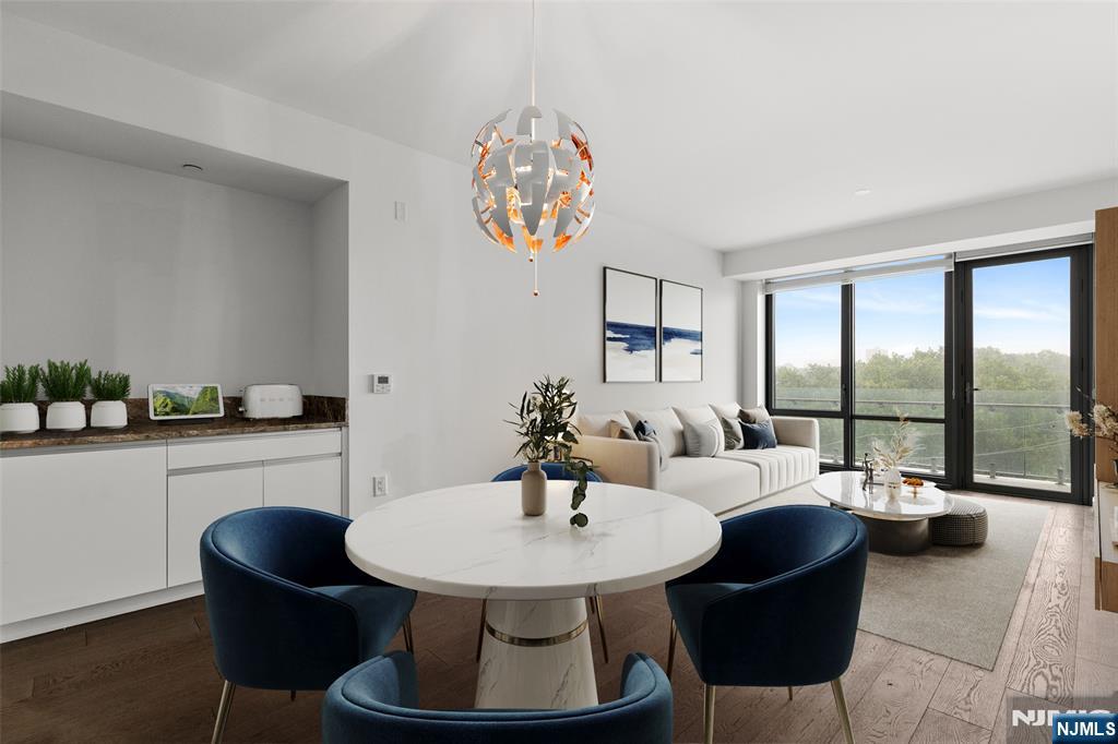 320 Adolphus Avenue 604 - Photo 3