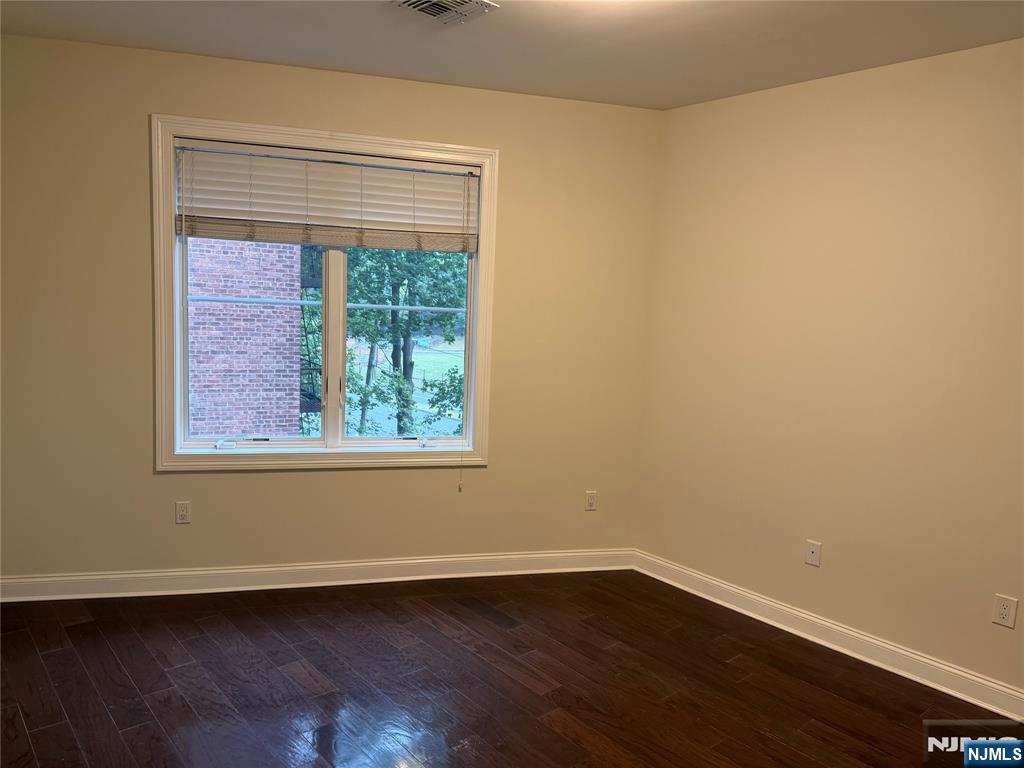 2001 Hudson UNIT 404, Fort Lee, NJ, 07024